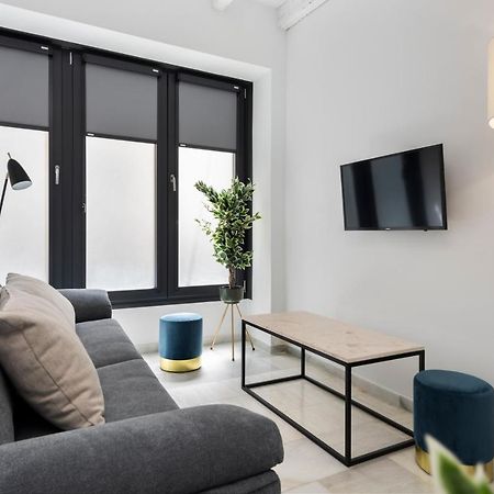 Apartamentos Catedral Севиля Екстериор снимка