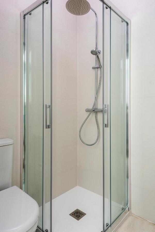 Apartamentos Catedral Севиля Екстериор снимка